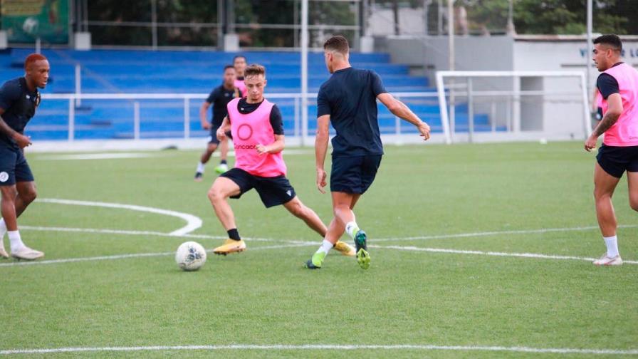 No habrá público en el partido de fútbol entre Dominicana y Barbados No habrá público en el partido de fútbol entre Dominicana y Barbados