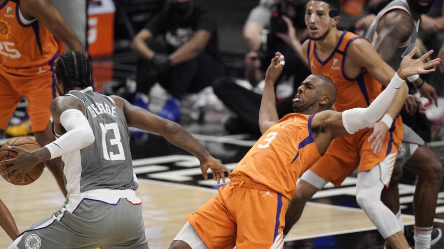Suns ganan a Clippers, se ponen 3-1 en las finales del Oeste Suns ganan a Clippers, se ponen 3-1 en las finales del Oeste