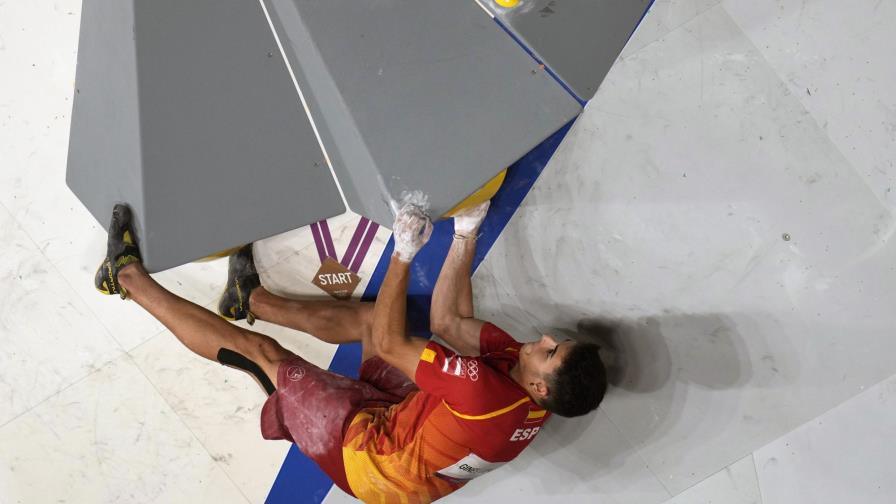Español Ginés, oro en el debut olímpíco de la escalada