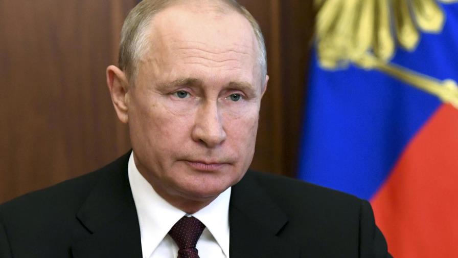 Presidente de Rusia elogia respuesta al coronavirus