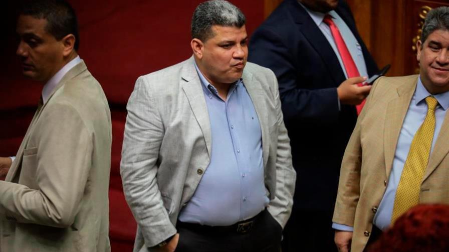 Chavismo pedirá a la Fiscalía investigar presunta corrupción de la oposición Chavismo pedirá a la Fiscalía investigar presunta corrupción de la oposición