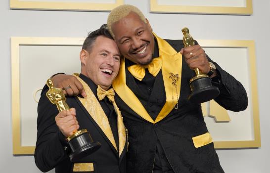 Regina King reacciona a veredicto de Chauvin en los Oscar