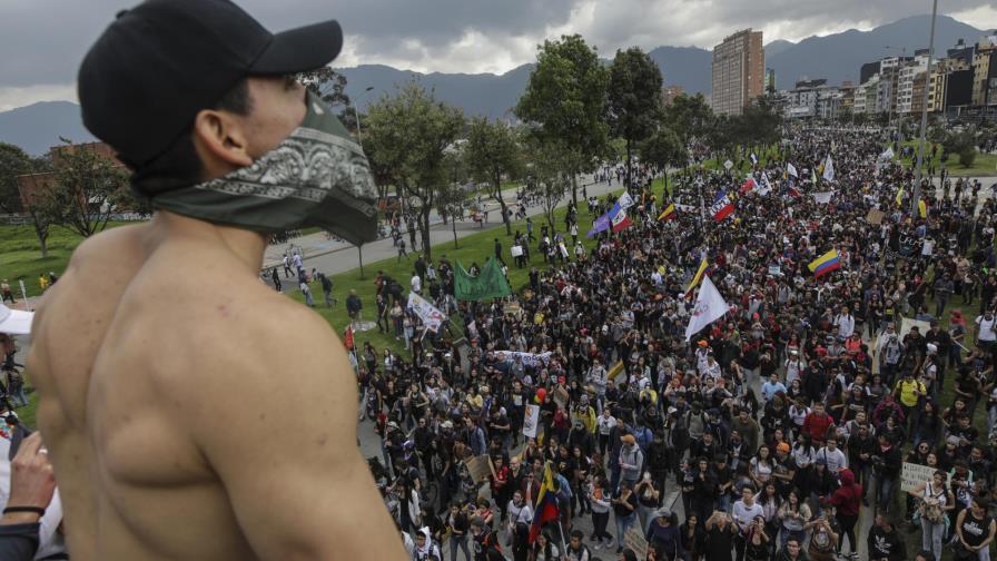 Tras protestas en Colombia, Duque accede a dialogo nacional Tras protestas en Colombia, Duque accede a dialogo nacional