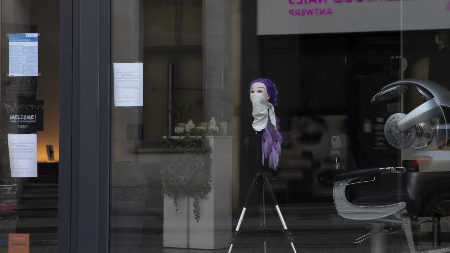Cierran negocios en Bélgica, pero no salones de belleza Cierran negocios en Bélgica, pero no salones de belleza