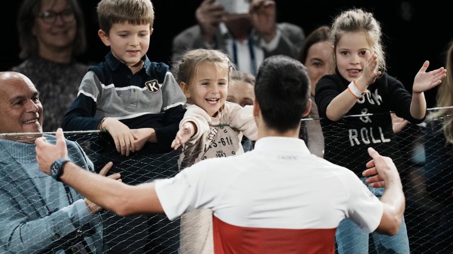 Djokovic derrota a Medvedev y supera a Nadal en Masters 1000