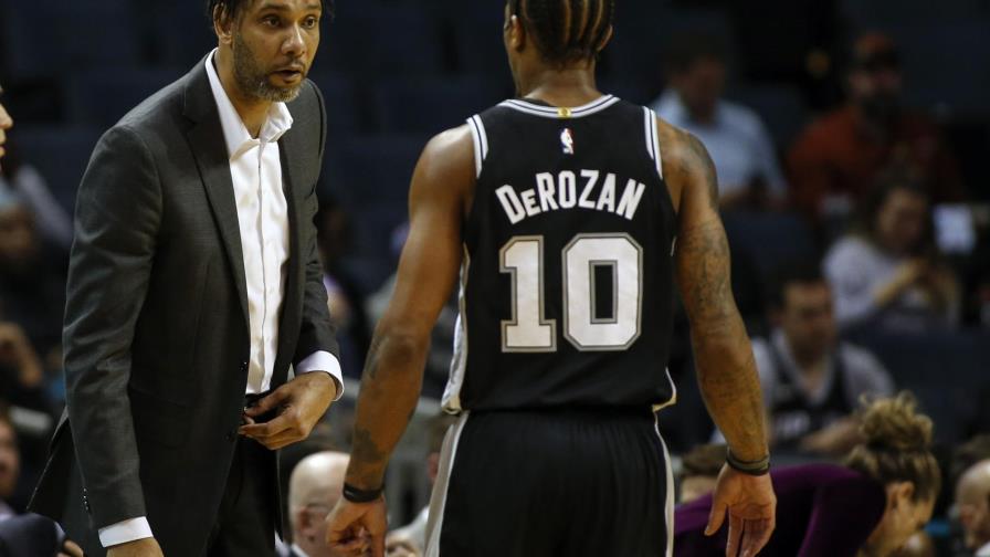 Con Duncan como entrenador, Spurs se imponen