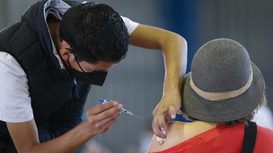 BID: China y Rusia incrementan influencia en América Latina por vacunas