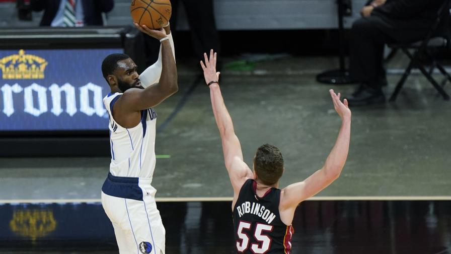Con 10 triples de Hardaway Jr. Mavs superan a Heat