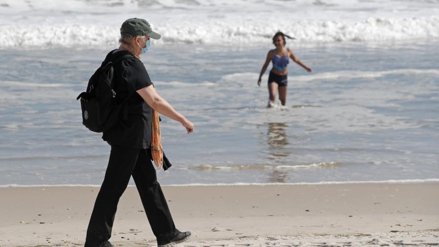 NY permite reuniones de hasta 10 personas