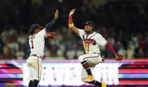Albies y Almonte ayudan a Bravos a vencer 6-4 a Dodgers