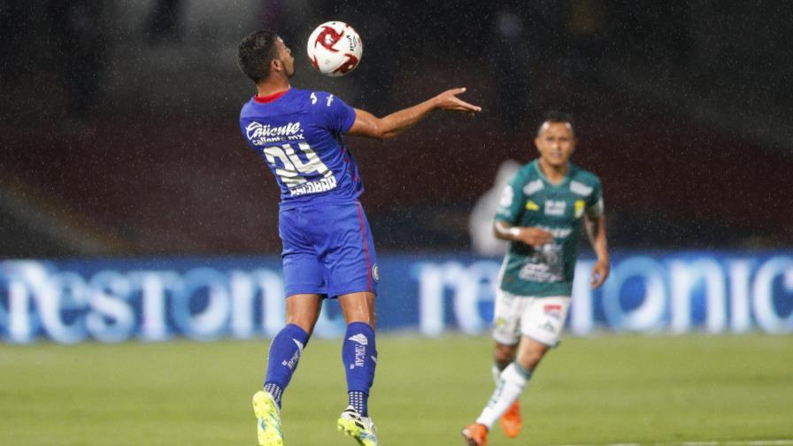 Después de 7 meses, la afición regresa al fútbol de México Después de 7 meses, la afición regresa al fútbol de México