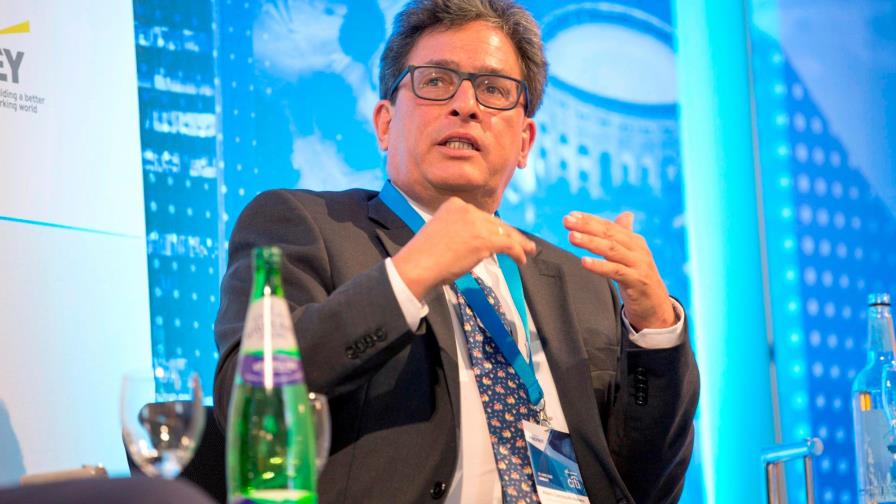 Ministro de Hacienda de Colombia renuncia en medio de la crisis de la reforma