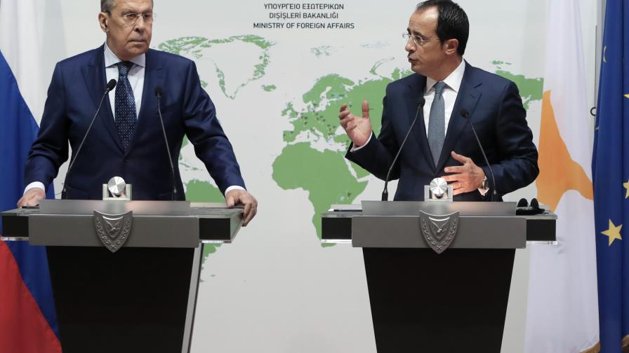 Rusia dispuesta a ayudar a reducir tensiones Grecia-Turquía
