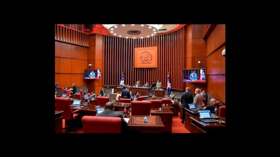 Cabildeos matizan víspera de conocimiento Código Penal en el Senado