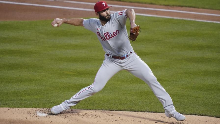 Arrieta destaca y Filis vencen a Mets