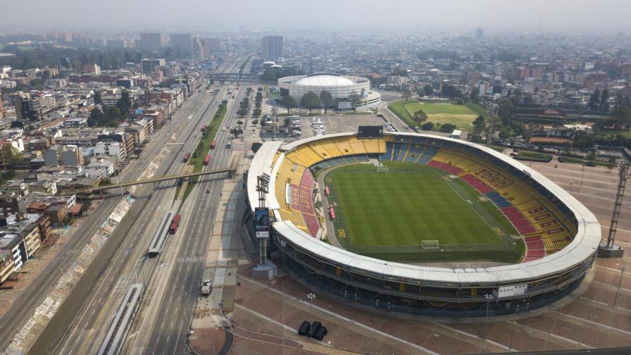 Fútbol colombiano busca permiso para partidos sin público