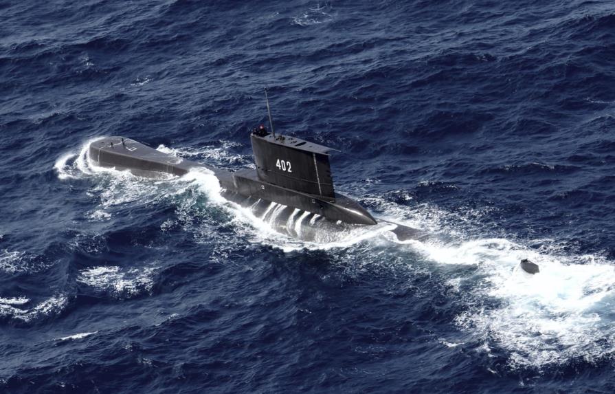 Búsqueda del submarino indonesio se centra en aguas de Bali