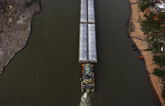 Navegación en riesgo por bajante histórica del río Paraguay