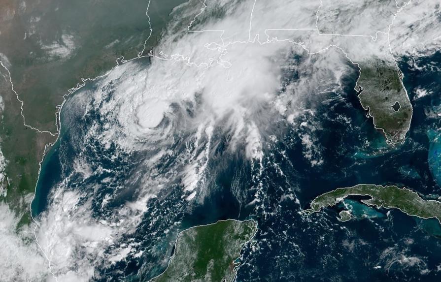 La tormenta tropical Beta avanza hacia Texas y Luisiana