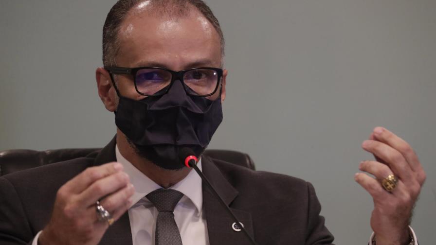 Brasil: Critican suspensión de pruebas de vacuna de COVID-19 Brasil: Critican suspensión de pruebas de vacuna de COVID-19