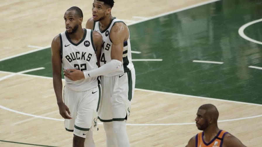 Middleton y Bucks empatan las Finales ante Suns
