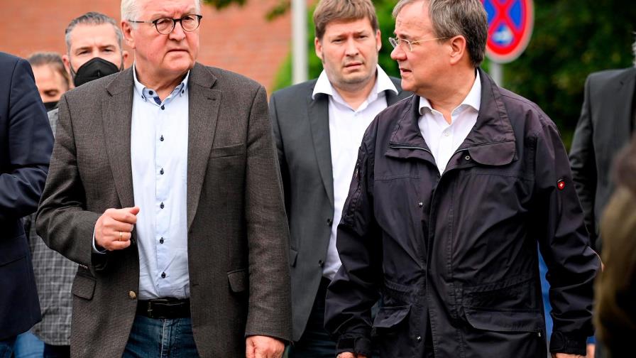 El presidente alemán visita zona de las inundaciones, a la espera de Merkel