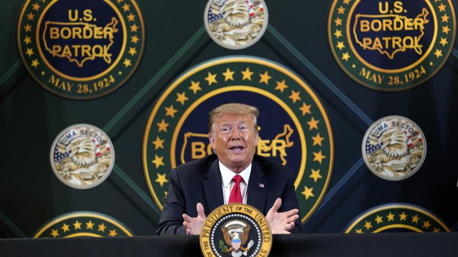 Trump envía mensajes contradictorios sobre orden migratoria