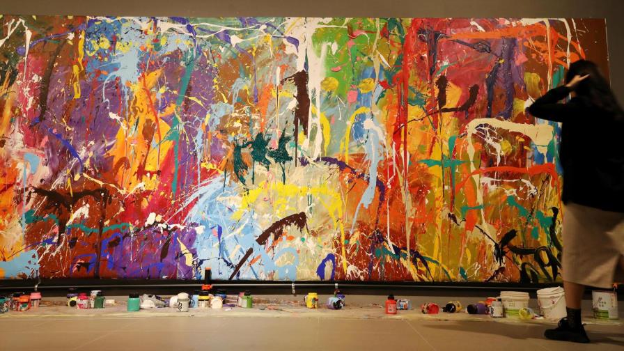 Pareja pinta por error sobre una obra de arte valorada en 440,000 dólares