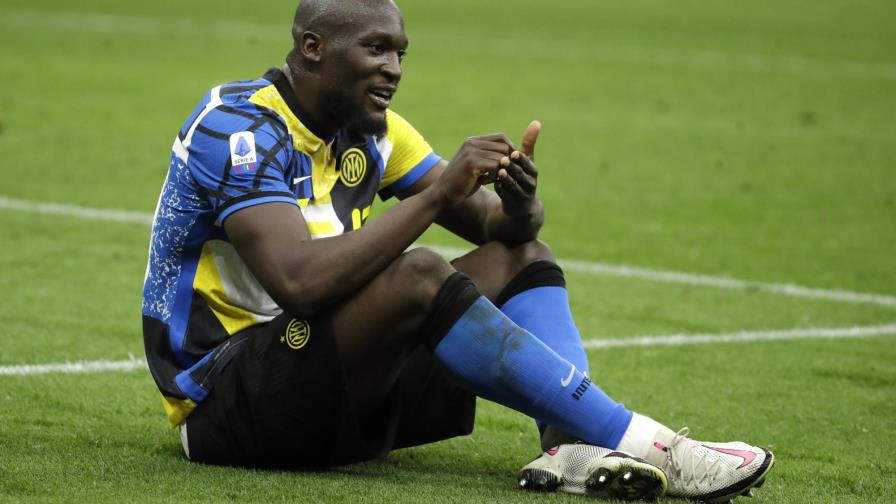 Rebic anota 3 tantos y Milan tritura 7-0 a Torino