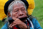 Brasil: líder indígena Raoni contrae COVID-19 Brasil: líder indígena Raoni contrae COVID-19