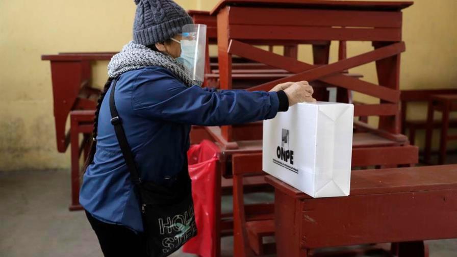 Empieza la jornada electoral para elegir al próximo presidente de Perú Empieza la jornada electoral para elegir al próximo presidente de Perú