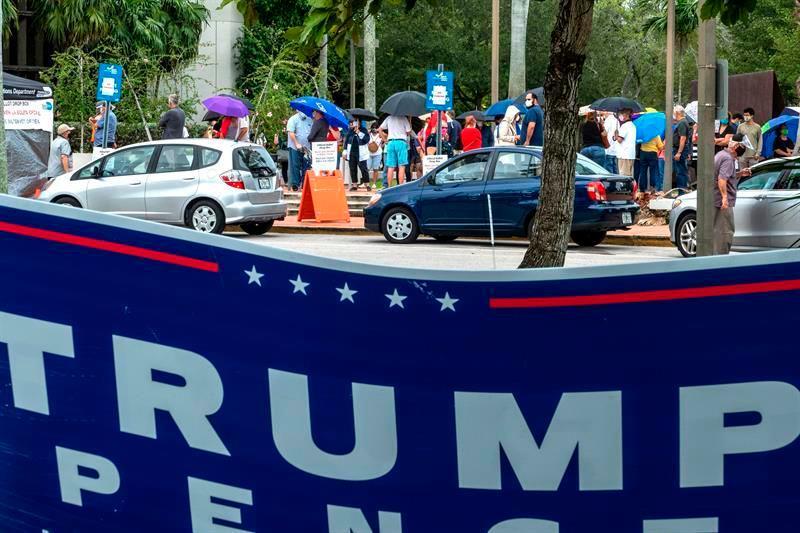 Florida espera visitas de Trump, Pence y Obama el viernes y sábado