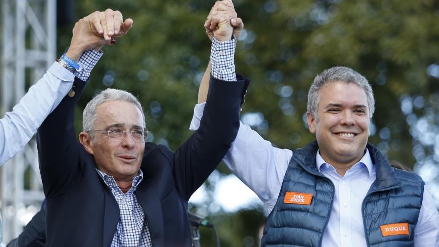 Colombia: Uribe enfrentará acusación privado de la libertad
