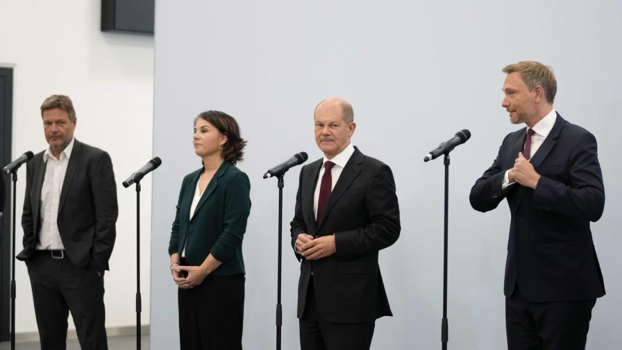 Alemania: Los Verdes anuncian acuerdo de coalición a tres