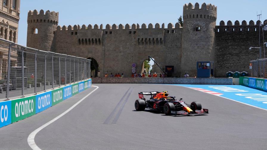 F1: Mexicano Pérez luce en prácticas dominadas por Red Bull