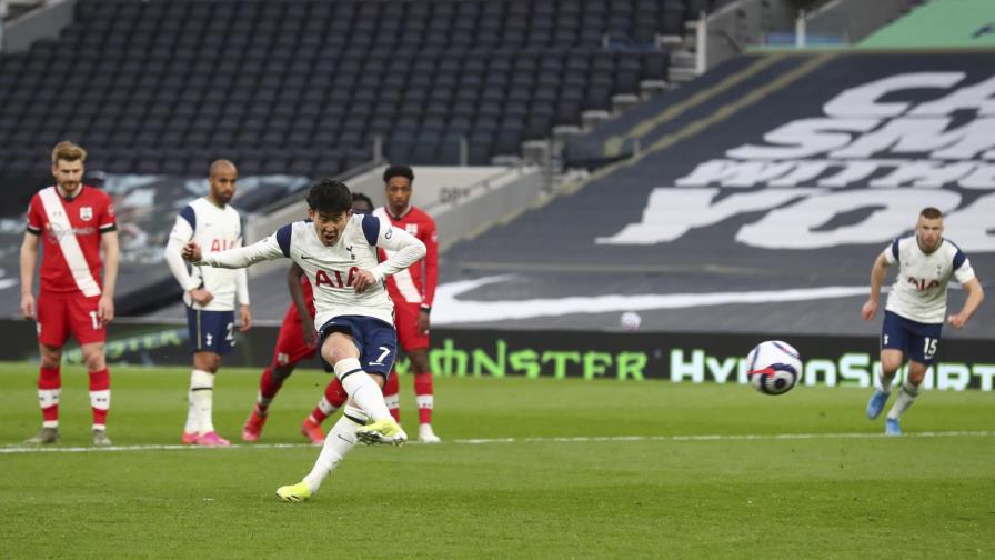 Penal de Son da agónico triunfo a Tottenham ante Southampton