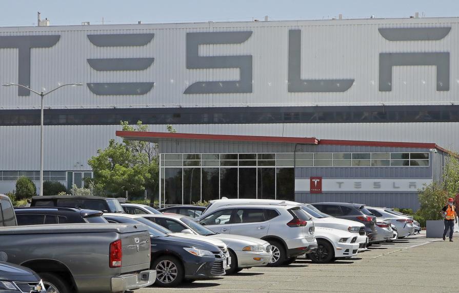 Tesla elige a Texas para su 2da planta de ensamblaje en EEUU