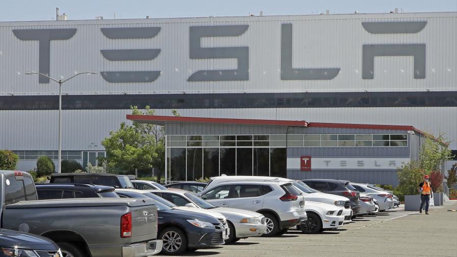 Tesla elige a Texas para su 2da planta de ensamblaje en EEUU