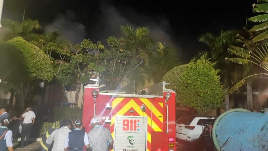 Controlan incendio en hotel Iberostar de Puerto Plata Controlan incendio en hotel Iberostar de Puerto Plata