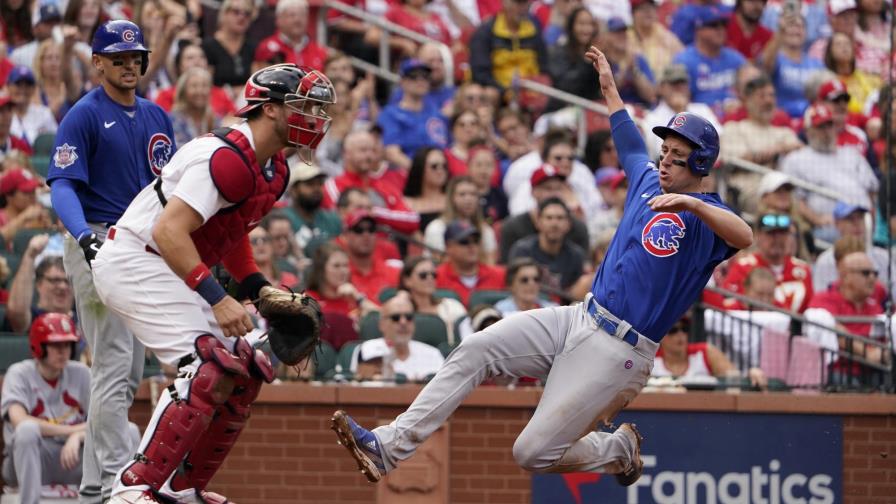 Cachorros doblegan a Cardenales en duelo acortado por lluvia