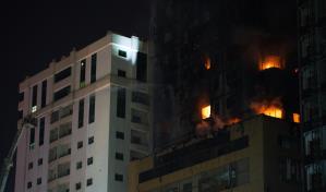 Se incendia rascacielos en Emiratos Árabes Unidos
