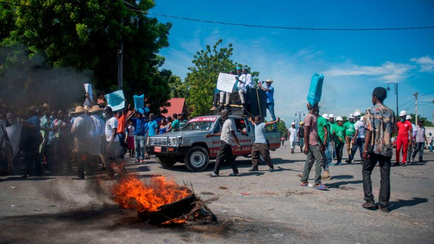 Un muerto y varios heridos en protestas para exigir salida de Moise en Haití