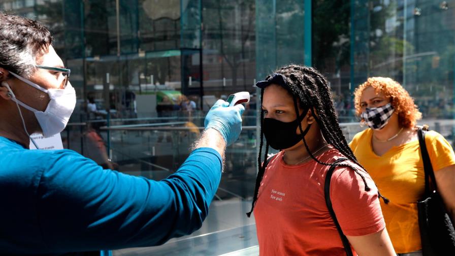 EEUU registra 705 fallecimientos en un día