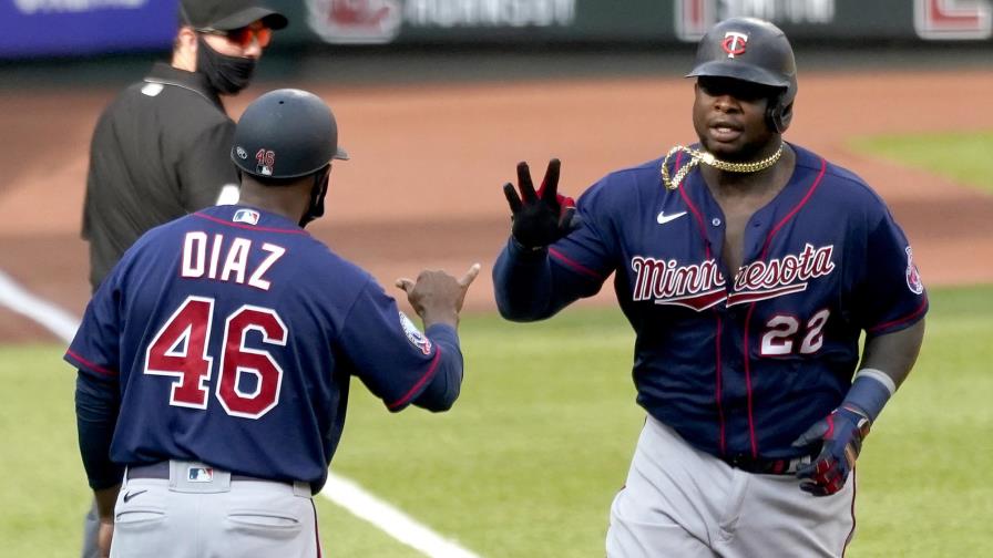 Cardenales y Mellizos dividen triunfos en doble cartelera