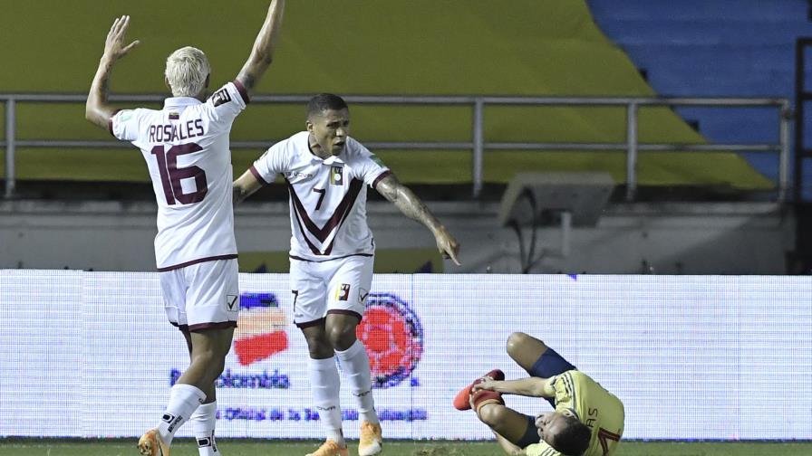 Colombia empieza eliminatoria arrollando 3-0 a Venezuela