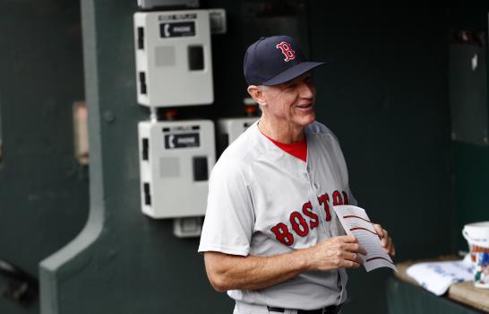 Medias Rojas ascienden a Ron Roenicke a mánager interino Medias Rojas ascienden a Ron Roenicke a mánager interino