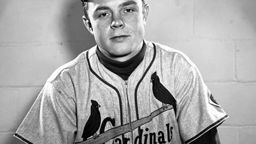 Earl Weaver, bateó .246 con las Águilas y fue despedido en 1955 Earl Weaver, bateó .246 con las Águilas y fue despedido en 1955
