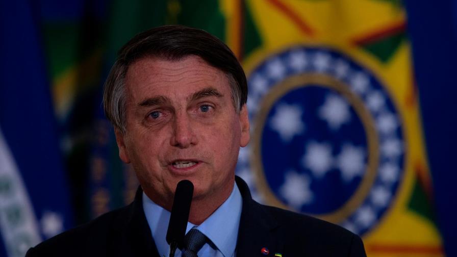 Bolsonaro lamenta 200,000 muertos por COVID-19, pero dice que “la vida sigue”