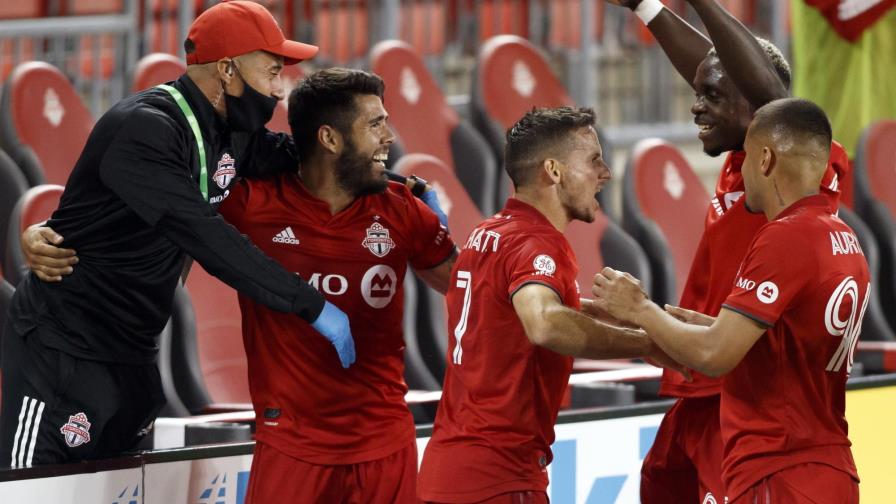 Piatti logra 2 goles y Toronto arrolla a Vancouver