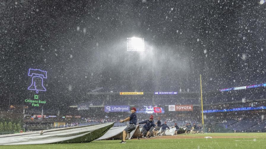 Marlins-Filis, suspendido en la 10ma por lluvia